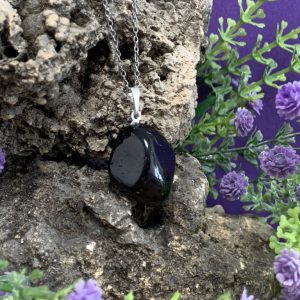 Colgante piedra rodada Turmalina Negra 20 a 30mm