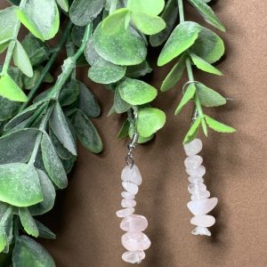 Pendientes de Chips de Cuarzo Rosa